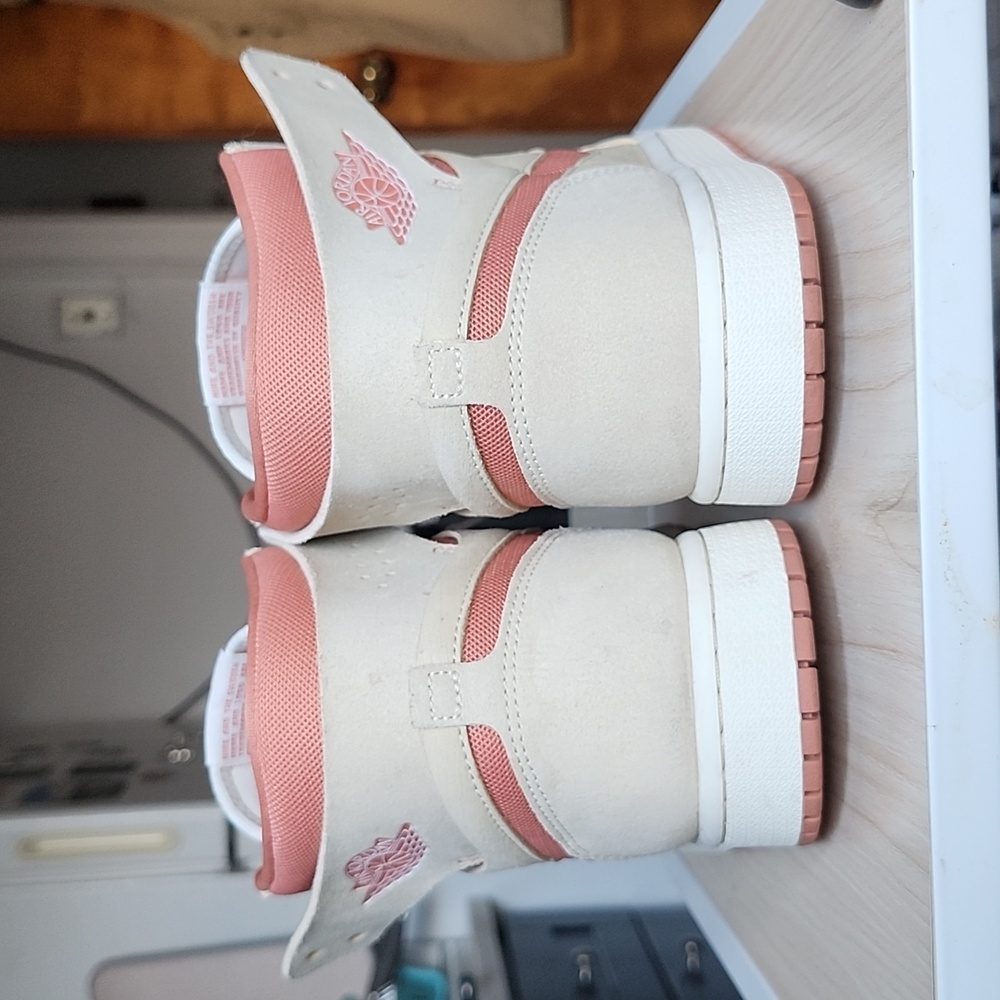 Air Jordan 1 Zoom CMFT 2 - Picture 4 of 8